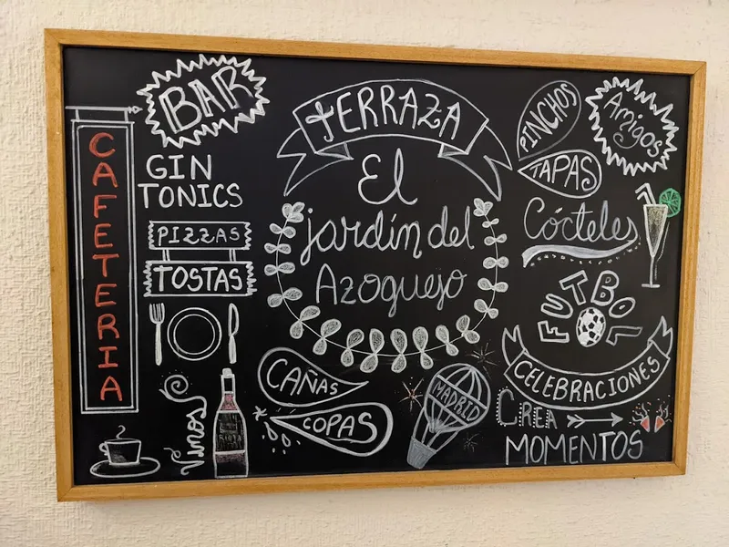 menu 0 of El Azoguejo