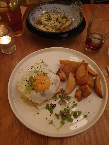 menu 2 of Restaurant gut