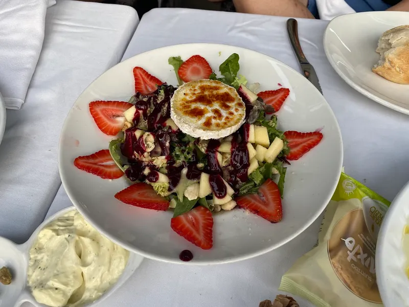menu 1 of TORO Muelle Uno