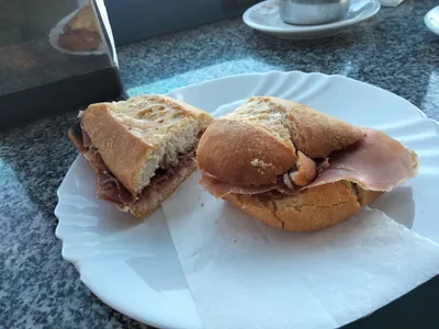 La Galera Café-Bar