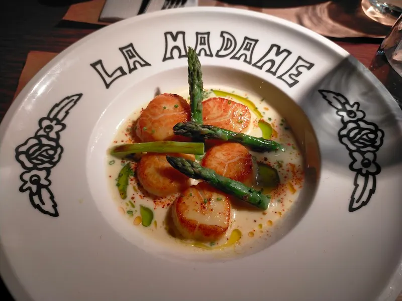 menu 2 of La Madame