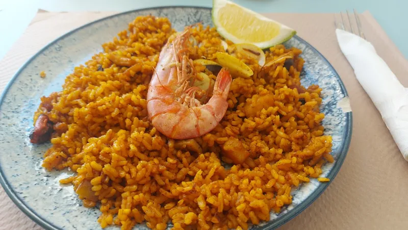 menu 2 of Mediterrània