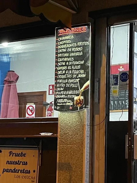 menu 2 of Los Celtas