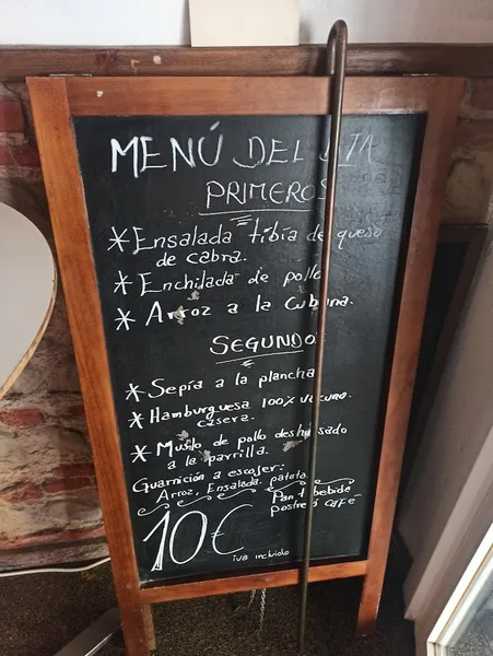 menu 1 of El Pulgarcito Restaurante Salvadoreño