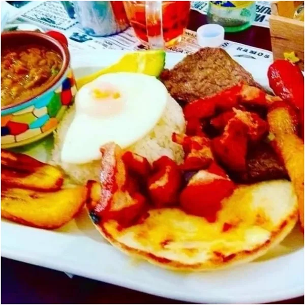 menu 1 of El Arepazo.