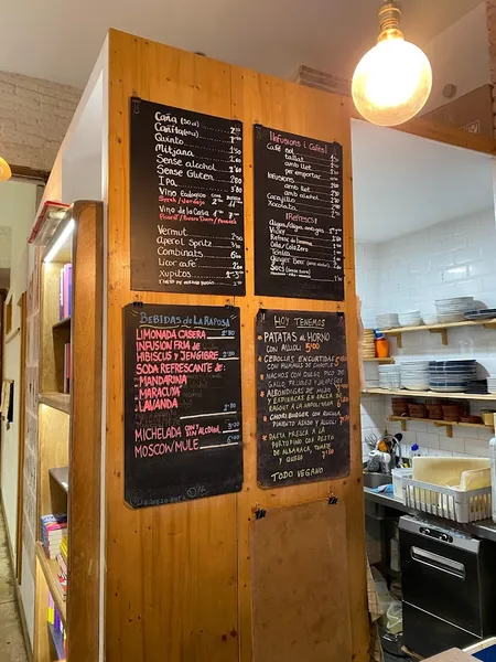 menu 0 of La Raposa. Bar vegano y Librería Feminista