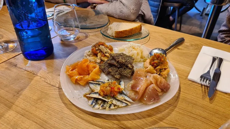 menu 1 of Mugarra