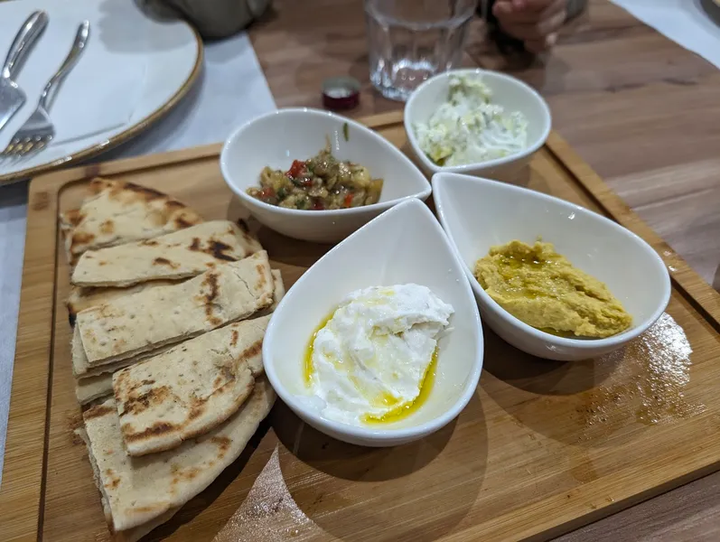 menu 2 of Eliá