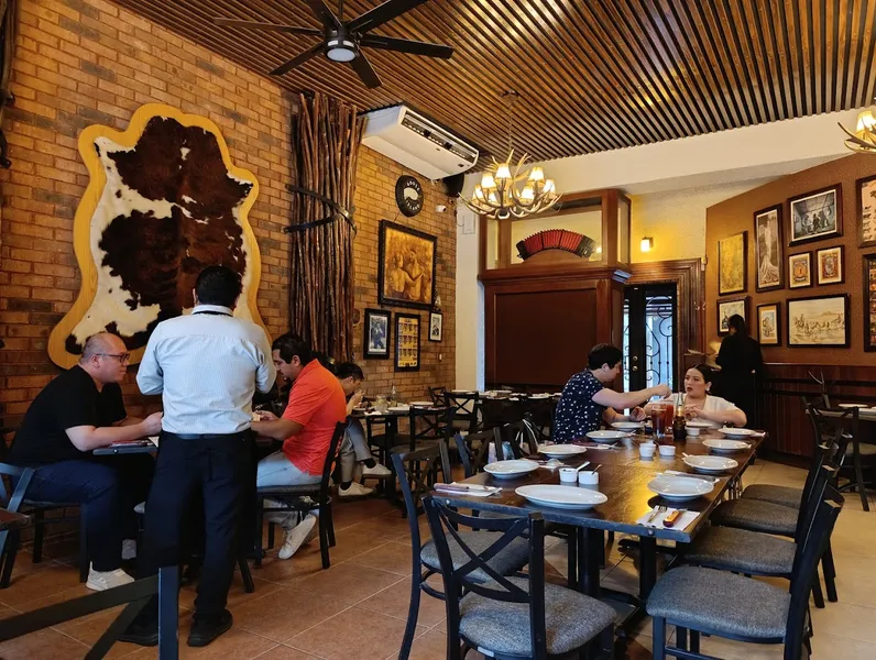 menu 1 of La Rueda