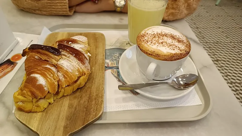 menu 1 of Cafetería O Melhor Croissant da Minha Rua