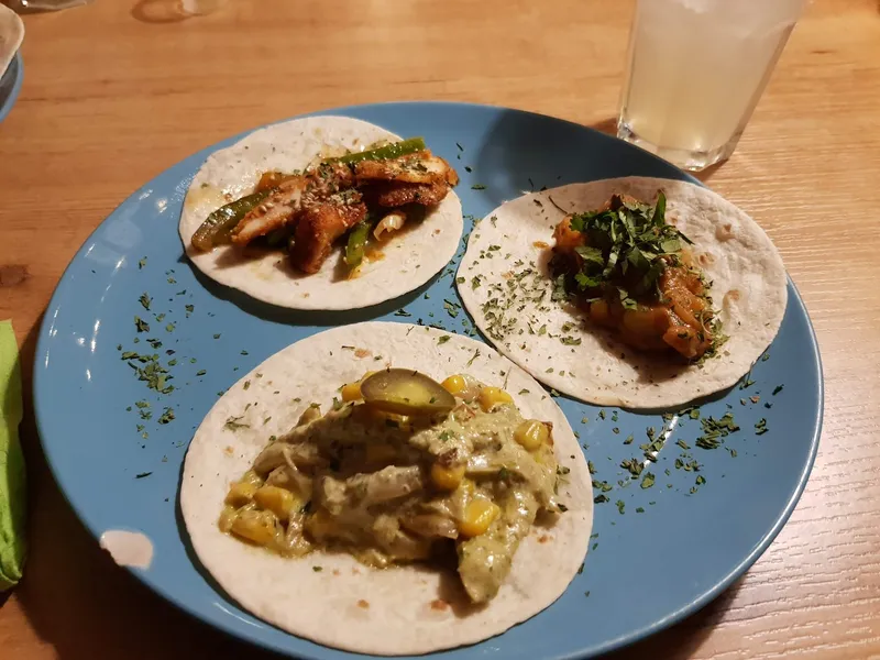 menu 1 of Tecolotes
