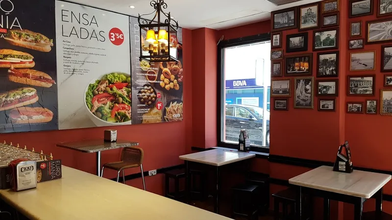 menu 1 of 100 Montaditos
