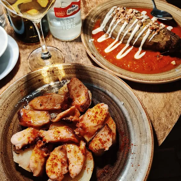 menu 2 of Illari Vinos y Tapas
