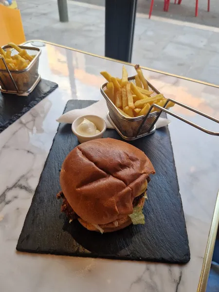 menu 2 of ROYALE TARRAGONA (100% HALAL)
