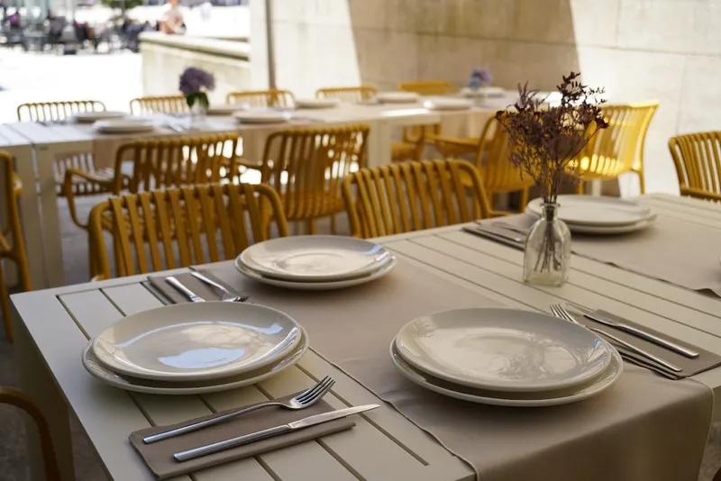 menu 2 of La Escondita