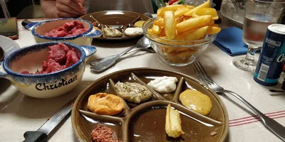 La Petite Taverne