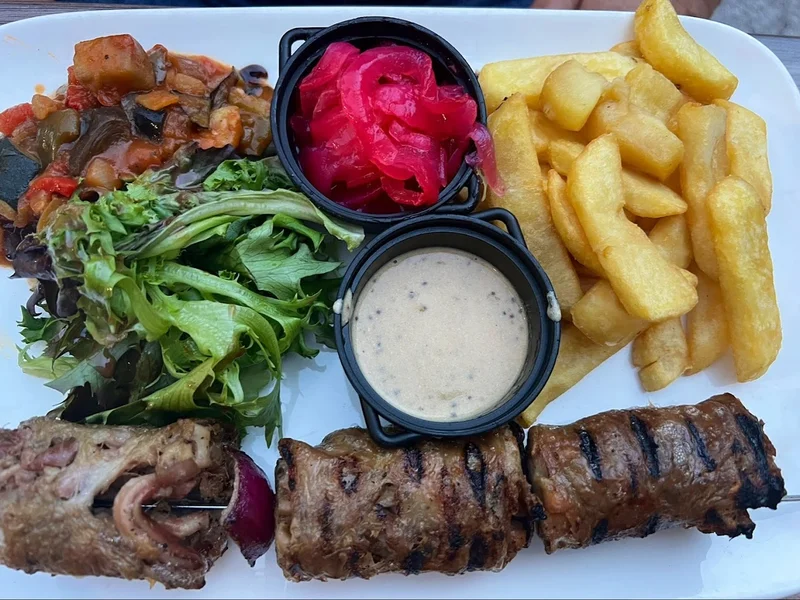 menu 1 of L'Emile Brochettes