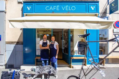 Café Vélo Nevers (restaurant & chambres)