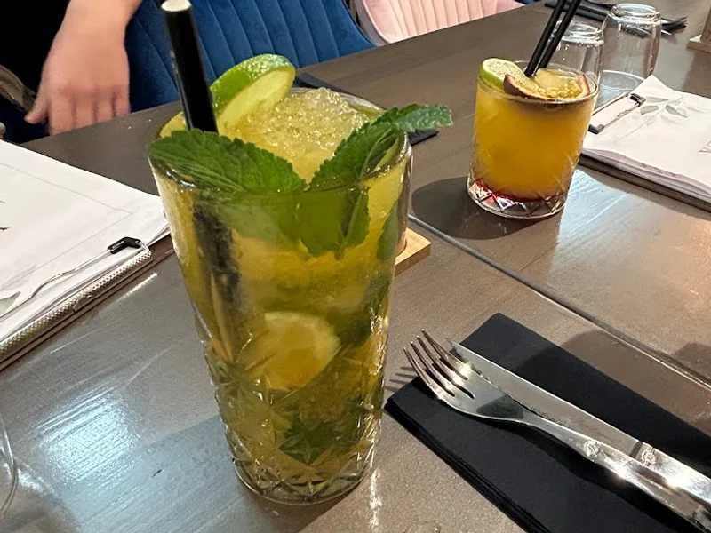 menu 2 of La Vita È Bella