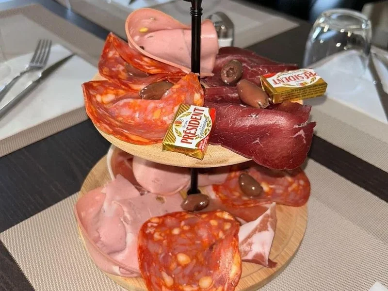 menu 2 of Tesoro Mio