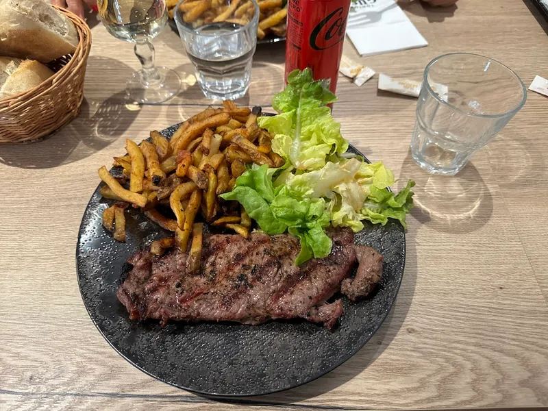 menu 2 of Tonton Gust La Garde