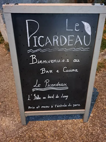 menu 2 of Le Picardeau