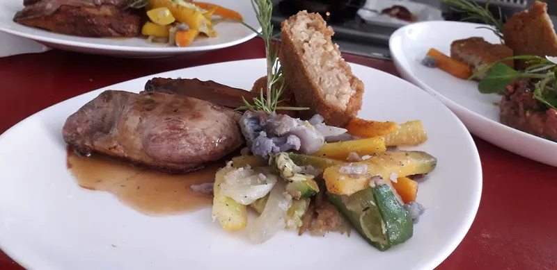 menu 1 of Les Aromates