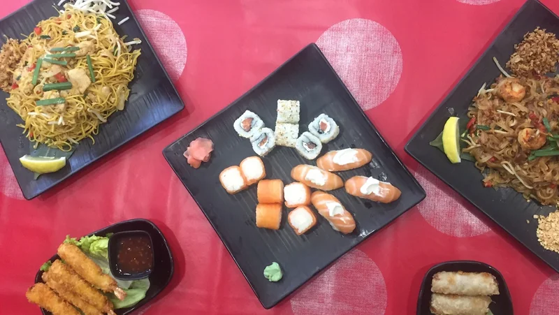 menu 1 of Sushi & Thaï