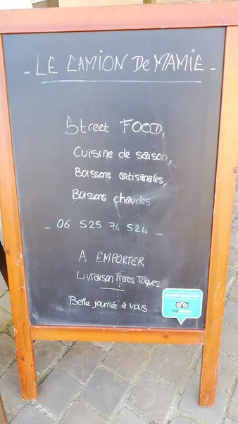menu 0 of Le CAMION De MAMIE. Midi : lundi au vendredi / Soir : mardi & jeudi