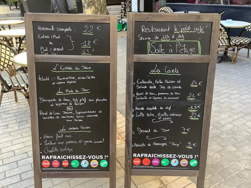 menu 0 of Restaurant Le Petit Café