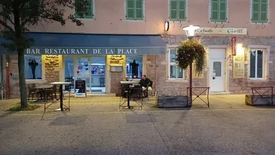 BAR RESTAURANT KEBAB DE LA PLACE