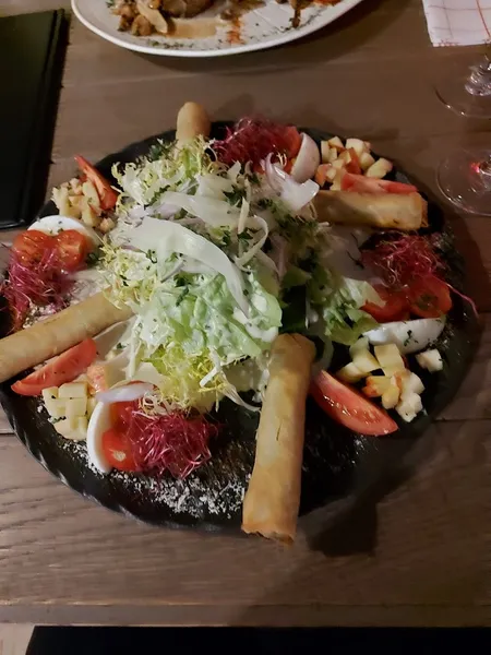 menu 2 of S'Kastele