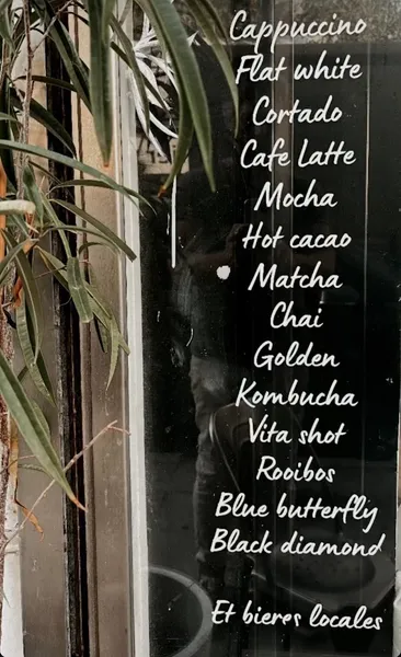 menu 0 of Le Country Store