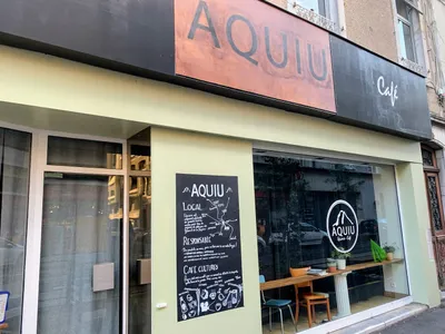 AQUIU