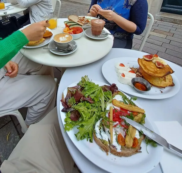 menu 2 of Café La Fiancée | Brunch Toulouse Saint Sernin