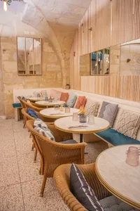 Yours Café