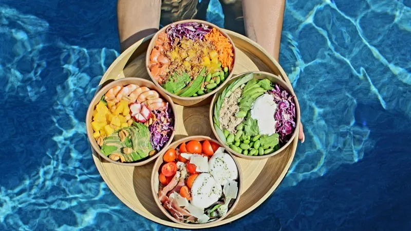 menu 1 of Break’in Bowl La Seyne