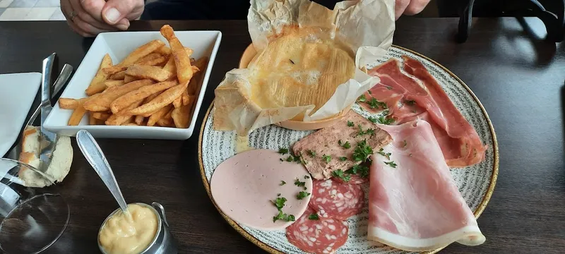 menu 1 of Le Ménestrel