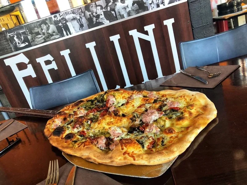 menu 2 of Fellini