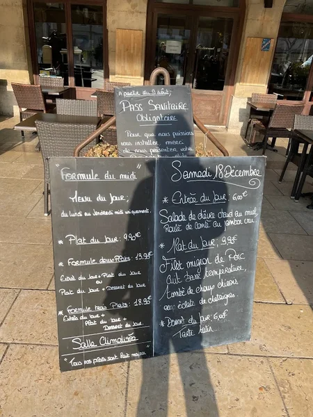menu 0 of La Cuisine