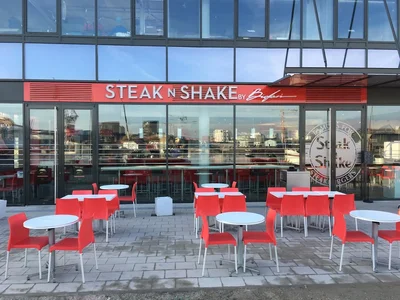 Le B burger (ancien établissement Steak n Shake)
