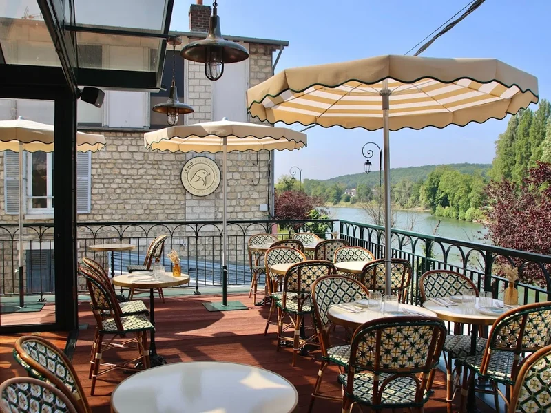 menu 1 of Le Nid Restaurant