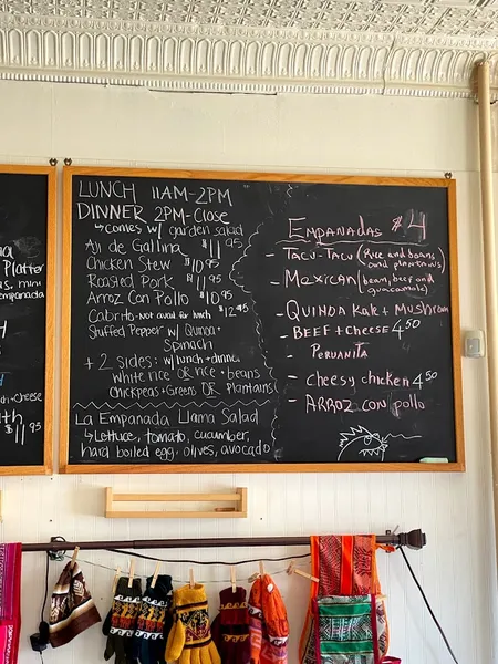 menu 1 of La Empanada Llama