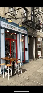 Crown Alley