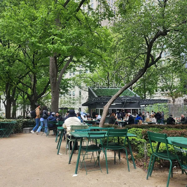 Vibe Shake Shack Madison Square Park 1