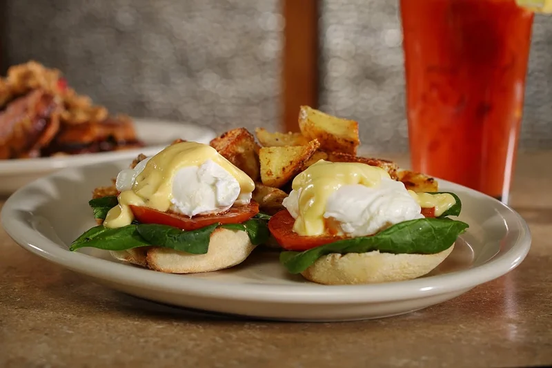 Cafe Madison Reviews & Menu New York City