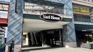 Yard House