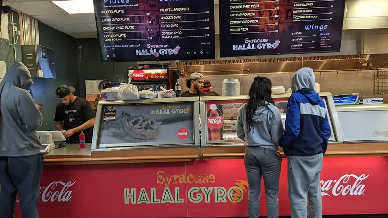 Dining ambiance Syracuse Halal Gyro 1