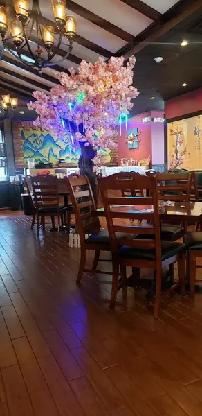 Dining ambiance Tengu Asian Bistro 1