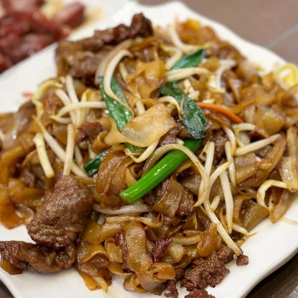 Beef Chow Fun New Li Hing